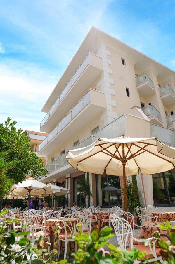 Hotel Pineta Bellaria-Igea Marina Exterior photo