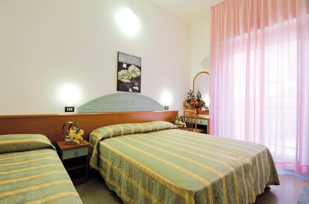 Hotel Pineta Bellaria-Igea Marina Room photo