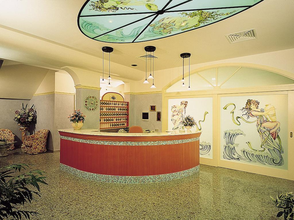 Hotel Pineta Bellaria-Igea Marina Exterior photo